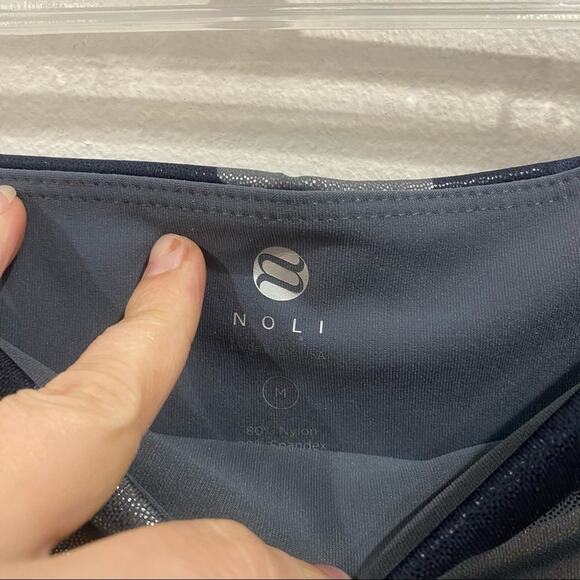 Noli Guerra Metallic Foil Camo Leggings Size M Blue Gray Activewear Yoga Gym - Picture 5 of 12